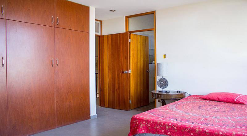 VENTA DE CASA DE 3 PISOS EN PIMENTEL